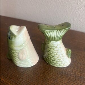 vintage ceramic bass fish salt and pepper shakers.